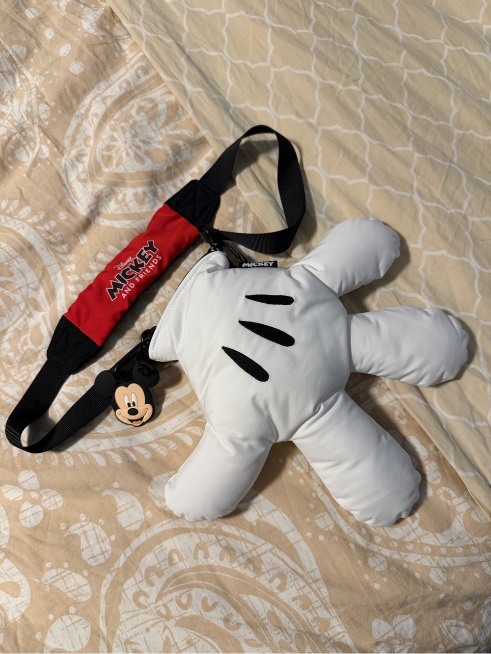 Zara Mickey Mouse White Plush Glove-Shaped Crossbody Bag with Red Strap